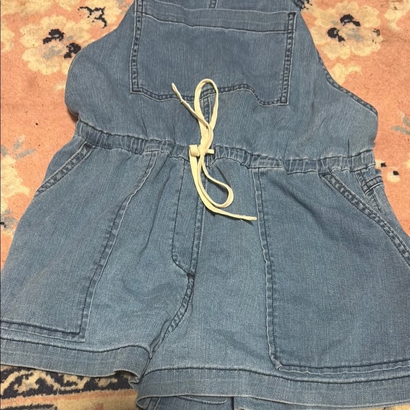 Wilfred Blue Denim Overall Shorts with Relaxed Fit - Picture 4 of 8
